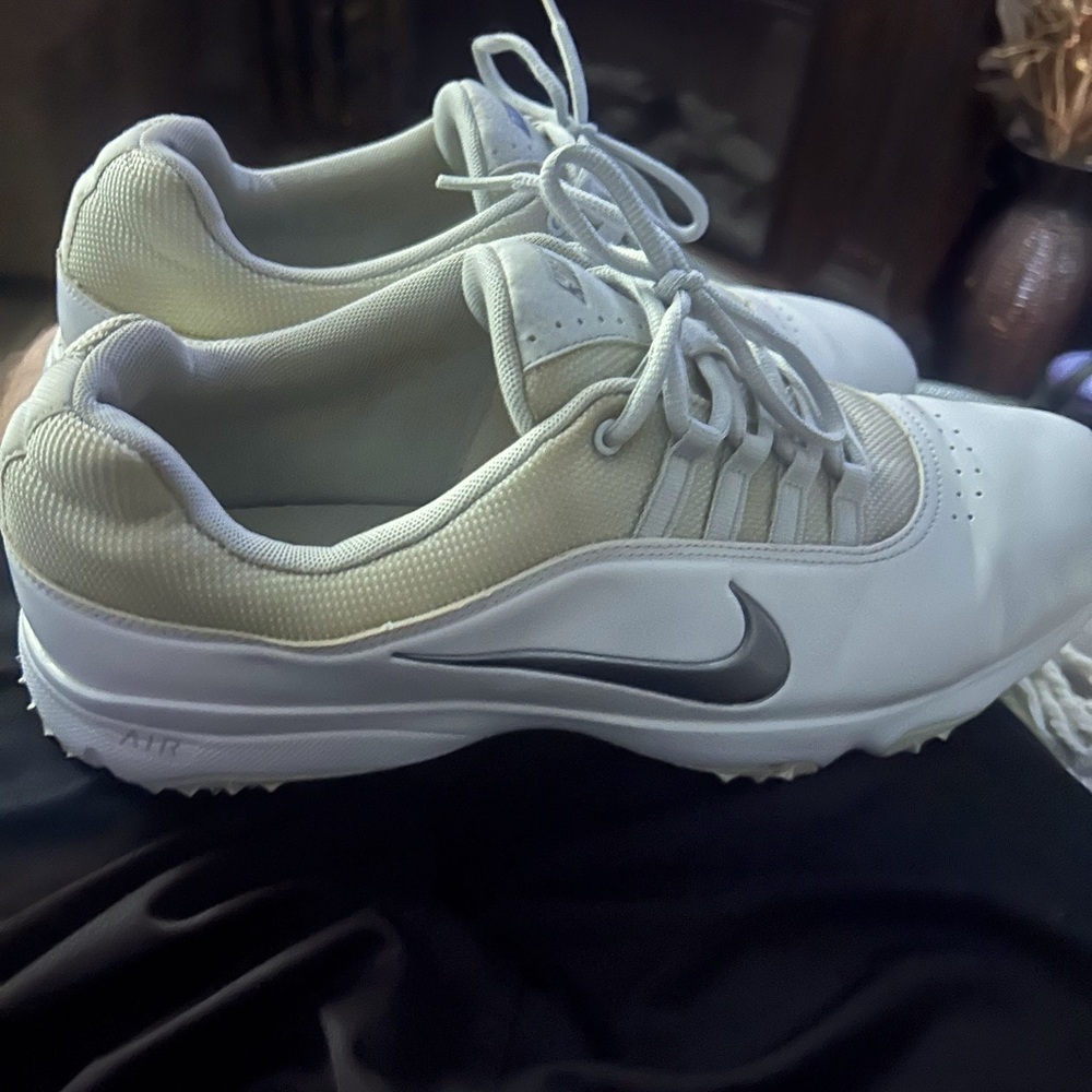 Nike golf shoes sz 12